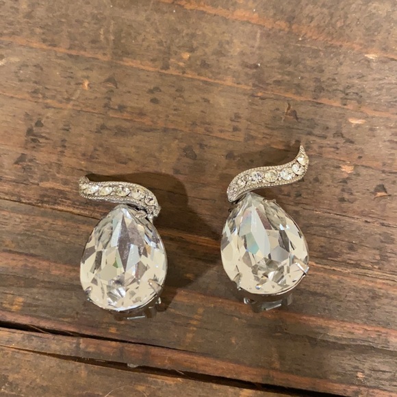 Vintage Wiesner Necklace & Earrings Set - Picture 2 of 5